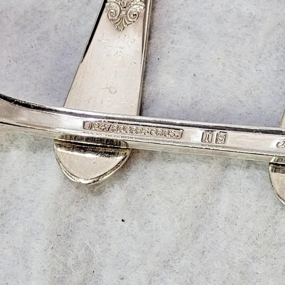 1847 Rogers Bros Adoration Lot of 4 Dinner Forks International Silver Plate
